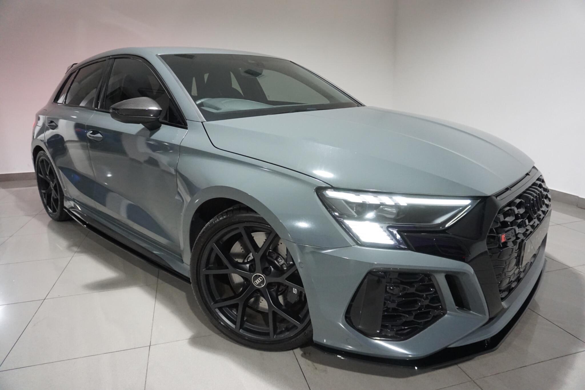 Audi RS3 2.5 TFSI Carbon Black Sportback S Tronic quattro Euro 6 (s/s) 5dr